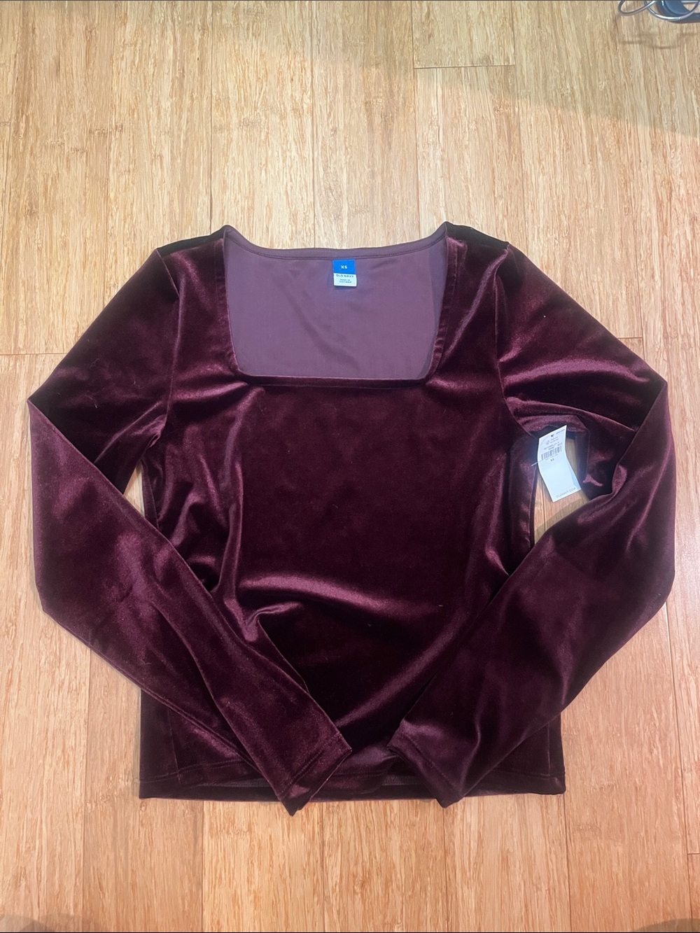 Old Navy Velvet Square-Neck Long Sleeve Top - Deep Wine